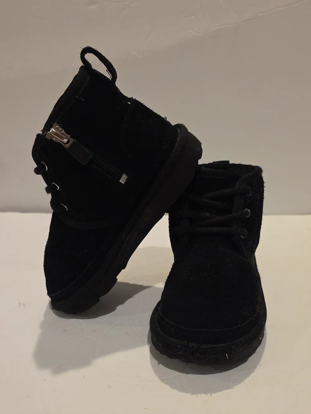 UGG Neumel Kids Black Suede Lace-Up Boots Size 9